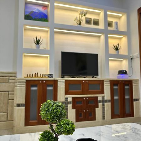 Sea View Apartament. Luxury Area In Durres Beach. Apartment Екстериор снимка