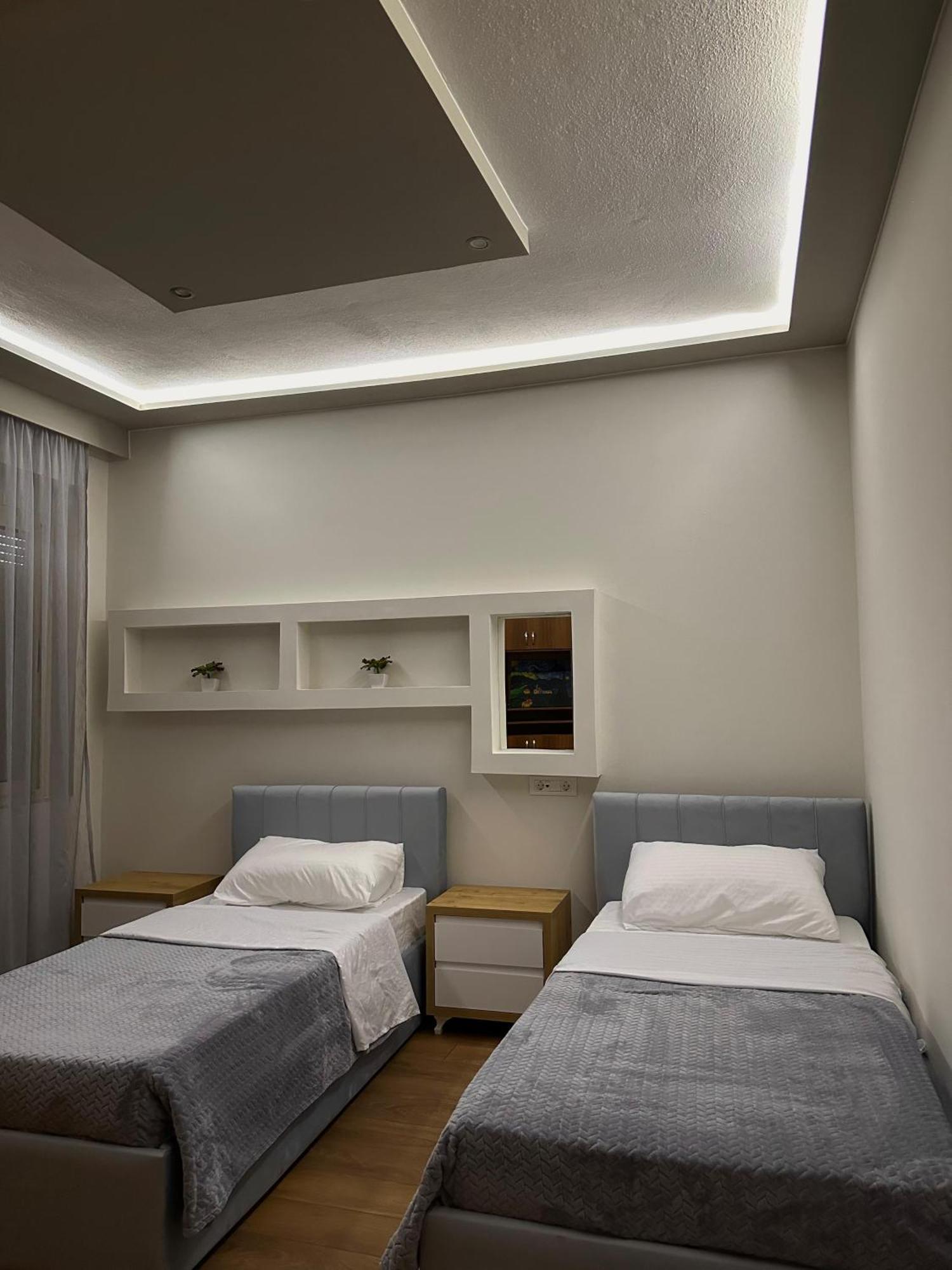 Sea View Apartament. Luxury Area In Durres Beach. Apartment Екстериор снимка
